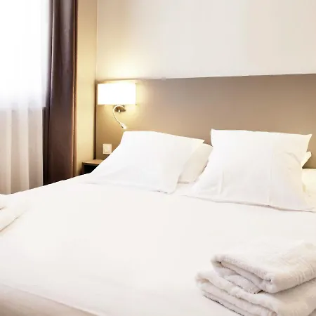 New And Modern On With Swimming Pool In The Praloup Ski Area Apartamento *