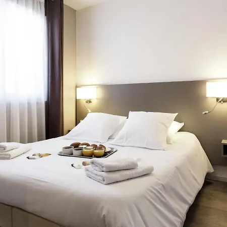 Appartement New And Modern On With Swimming Pool In The Praloup Ski Area